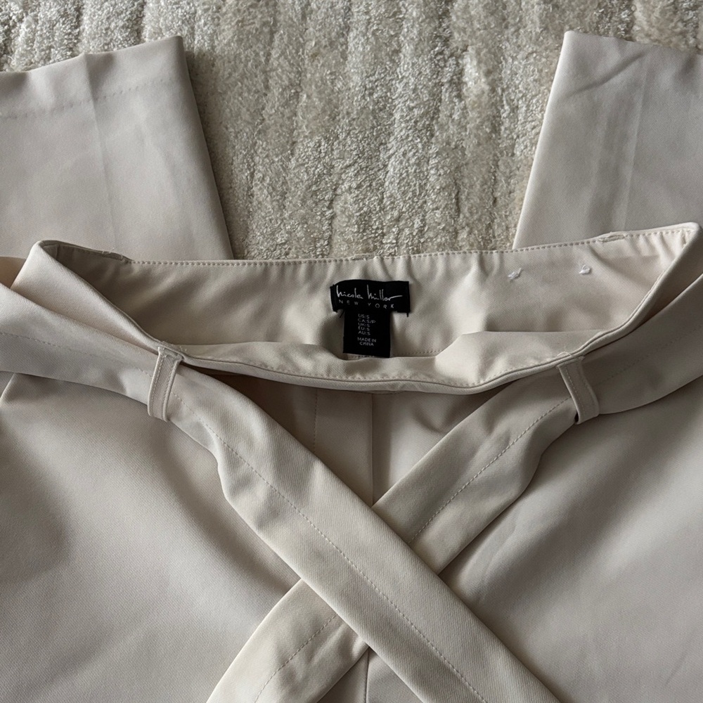 Nicole Miller Beige pants/Trousers